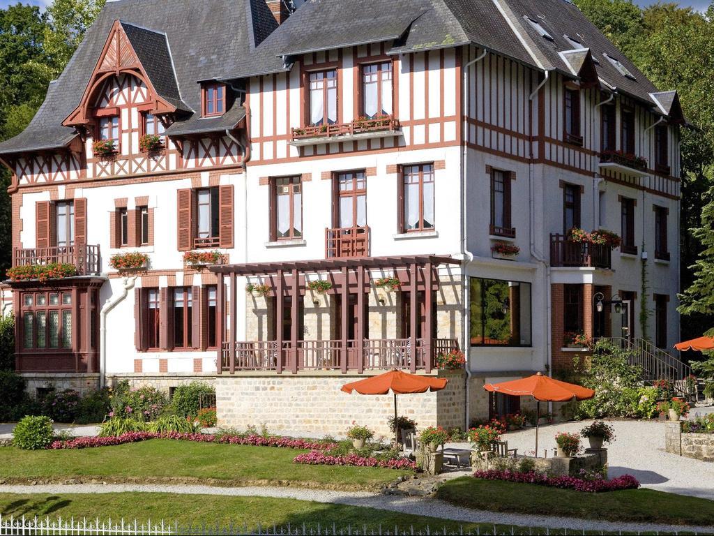 Bois Joli Hotel Bagnoles de l'Orne Normandie Bagian luar foto